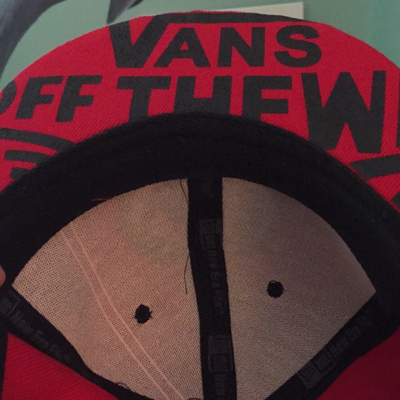 Vans red trucker hat - Picture 2 of 3